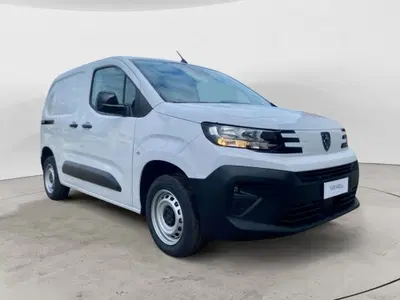 Peugeot Partner Furgone 1.5 bluehdi 100cv S&amp;S L1 nuova a Monopoli