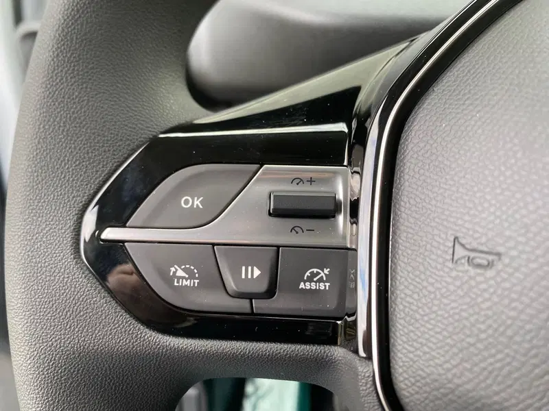 Peugeot Partner Furgone nuova a Bari (19)