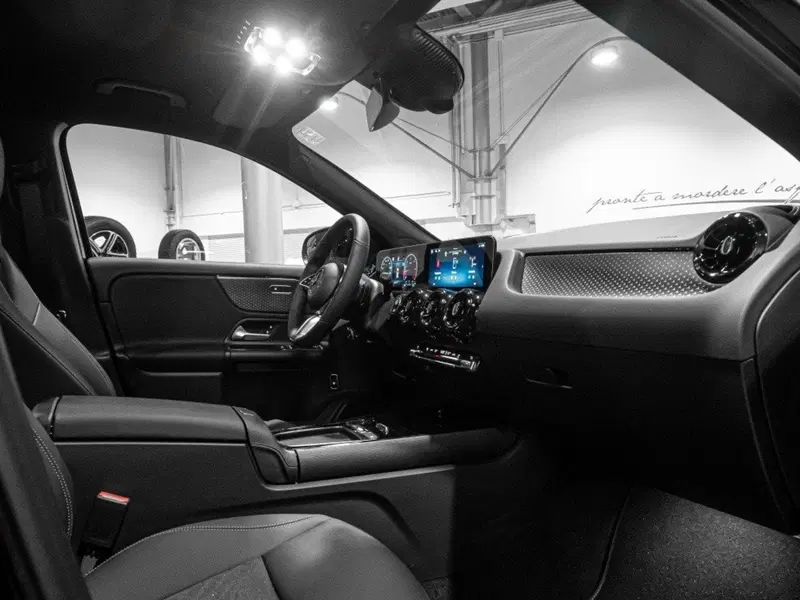 Mercedes-Benz GLA SUV nuova a Ancona (17)
