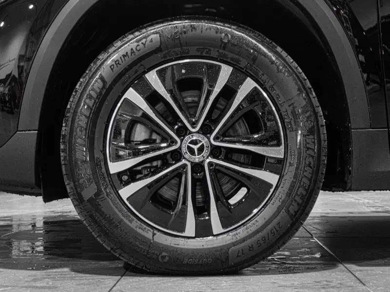 Mercedes-Benz GLA SUV nuova a Ancona (7)