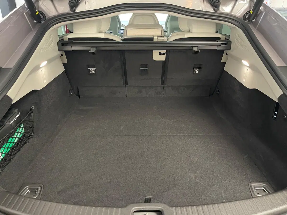 Volvo ES90 nuova a Como (10)