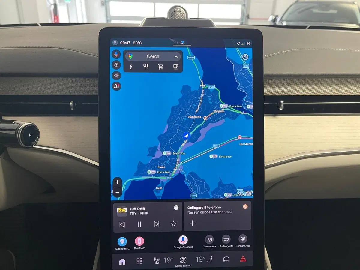 Volvo ES90 nuova a Como (12)