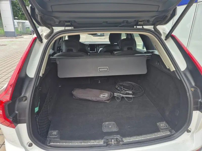 Volvo XC60 usata a Como (8)