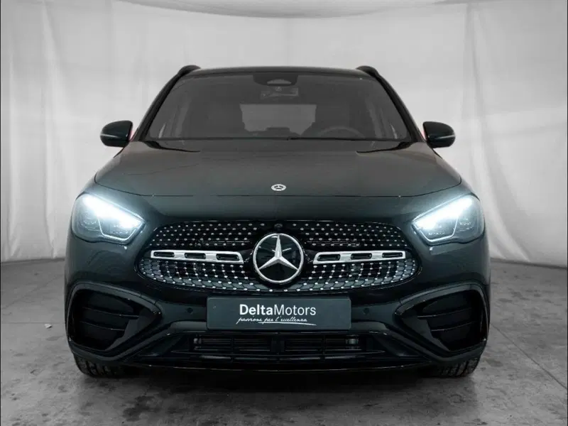 Mercedes-Benz GLA SUV nuova a Ancona (5)