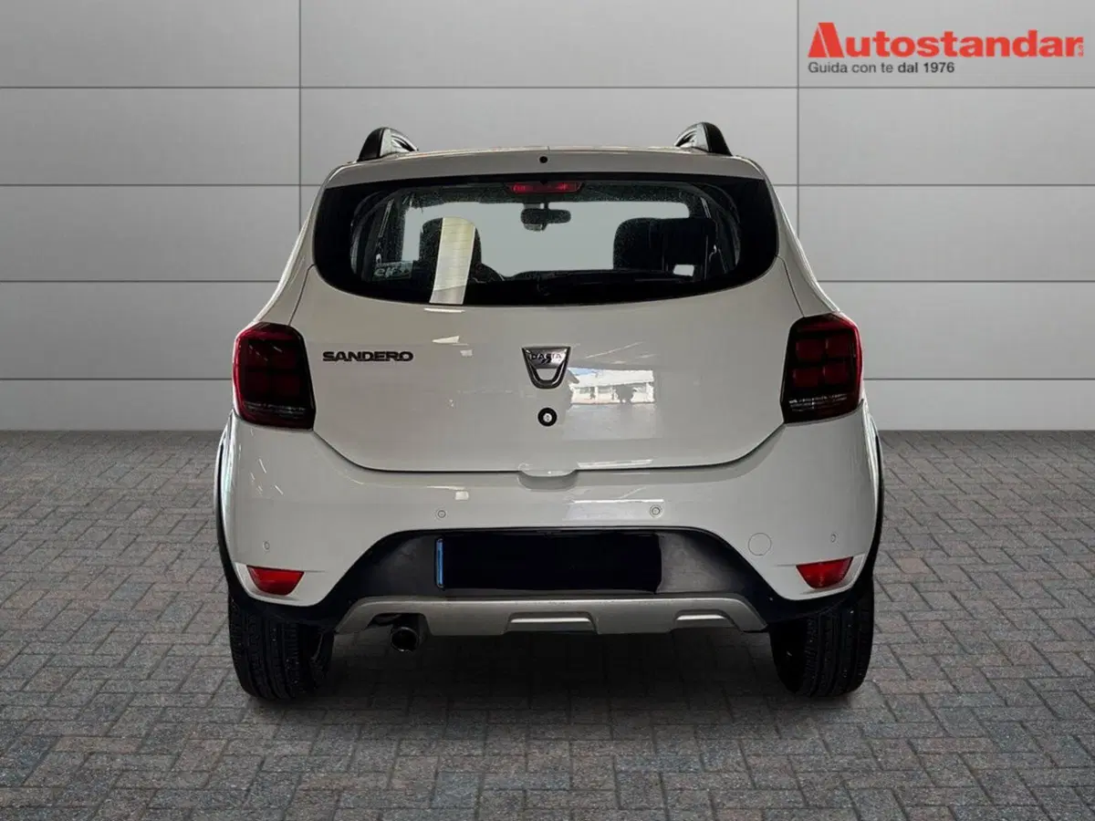 Dacia Sandero usata a Torino (6)