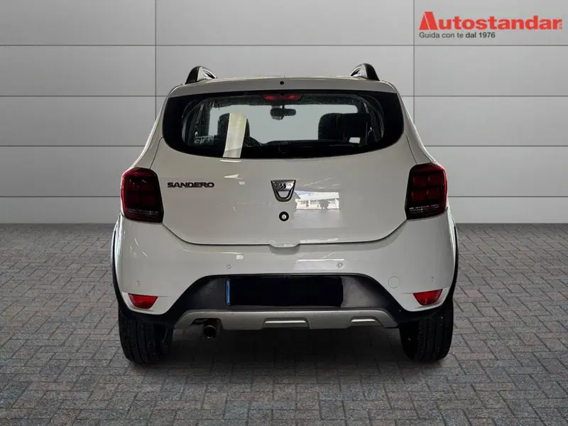 Dacia Sandero usata a Torino (6)
