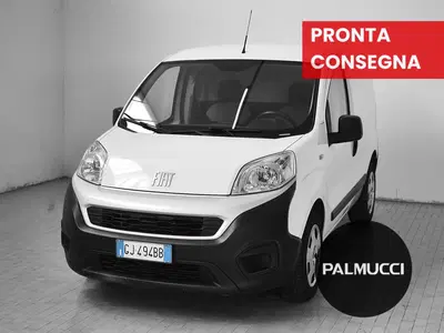 Fiat Fiorino Furgone cargo 1.3 mjt 80cv E6d-final del 2022 usata a Prato