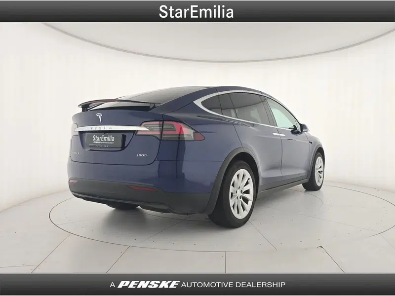 Tesla Model X usata a Bologna (5)