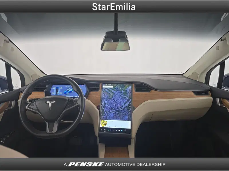 Tesla Model X usata a Bologna (9)