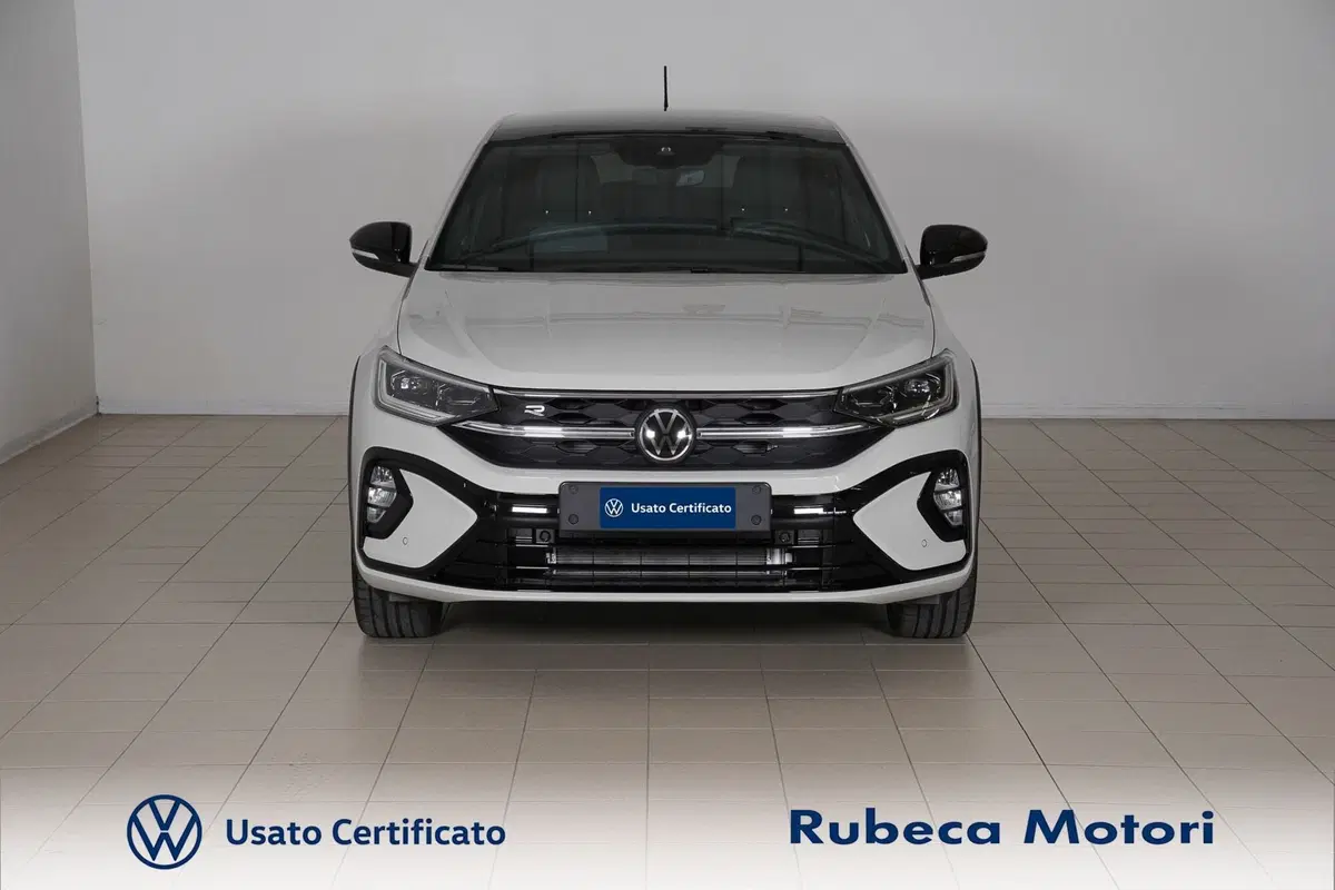 Volkswagen Taigo nuova a Perugia (2)