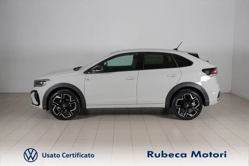 Volkswagen Taigo nuova a Perugia (3)