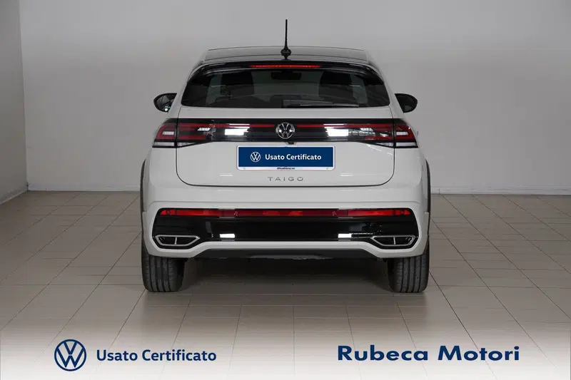 Volkswagen Taigo nuova a Perugia (5)