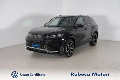 Volkswagen Tiguan 2.0 tdi R-Line 150cv dsg del 2024 usata a Citta' della Pieve