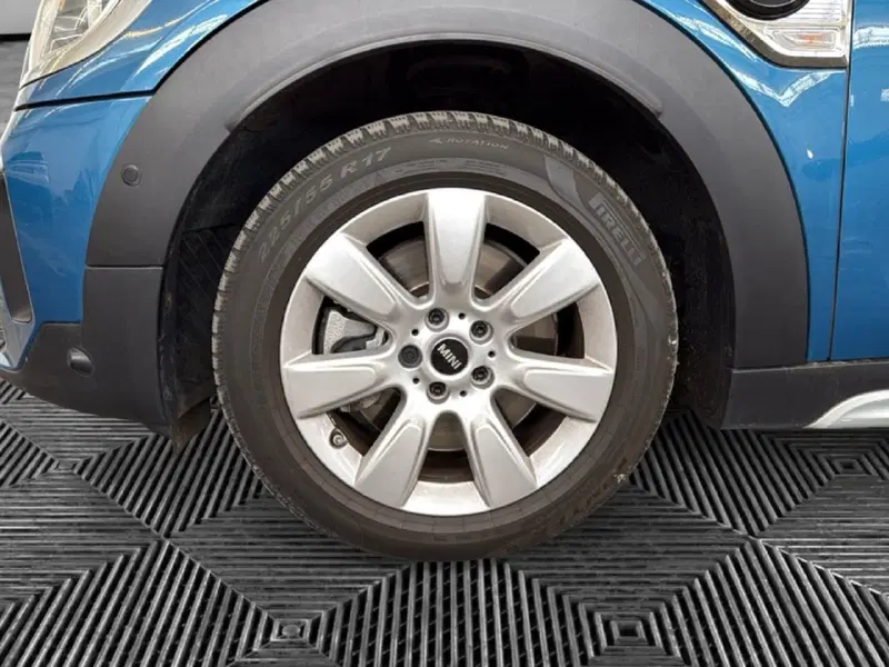 MINI Mini Countryman usata a Pordenone (9)