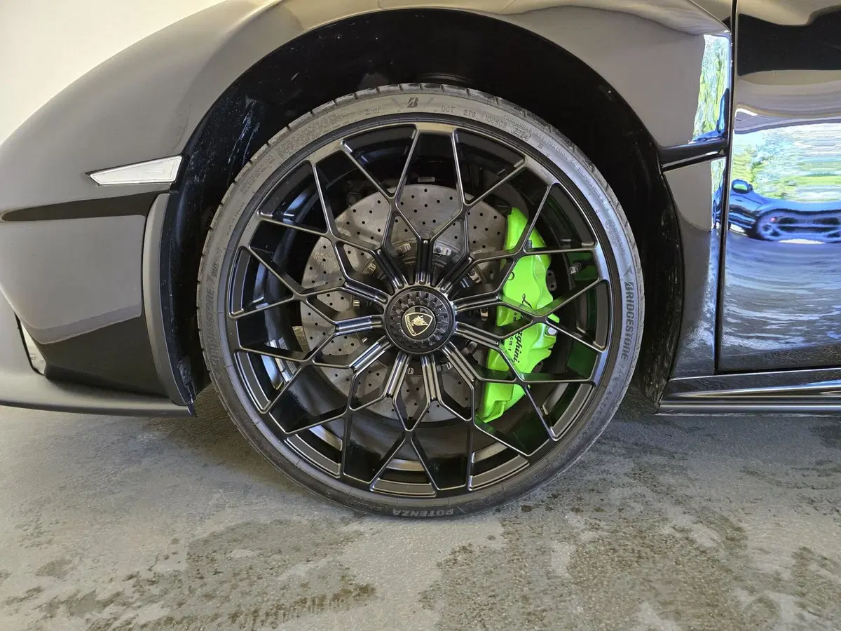 Lamborghini Huracán Coupé usata a Bologna (9)