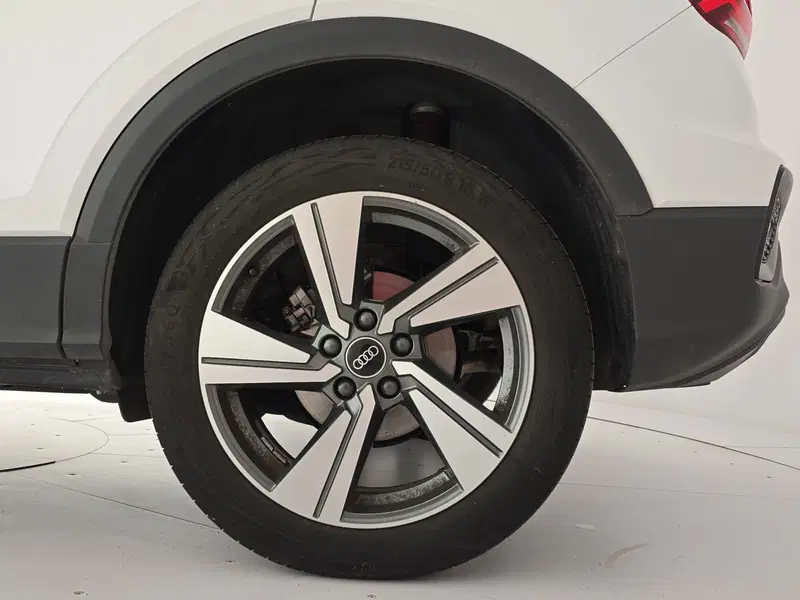 Audi Q2 usata a Cuneo (7)