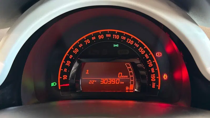 Renault Twingo usata a Treviso (12)