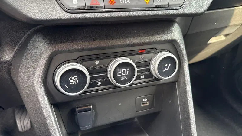 Dacia Jogger usata a Treviso (10)