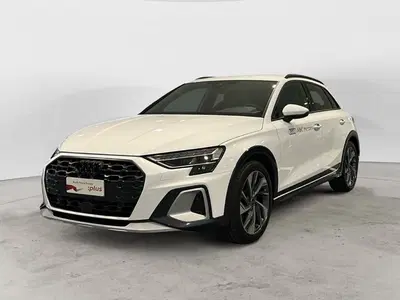 Audi A3 allstreet 1.5 tfsi mhev Business Advanced 150cv s-tronic del 2025 usata a Casagiove