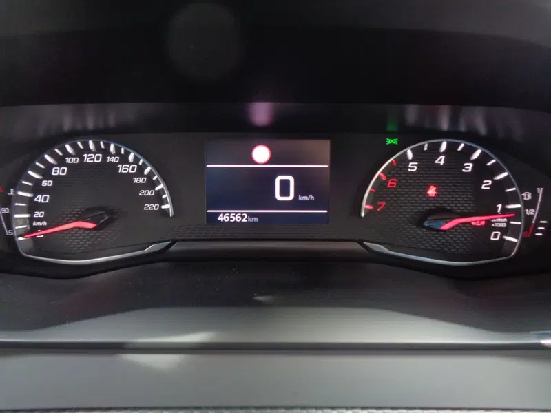 Peugeot 208 usata a Treviso (10)