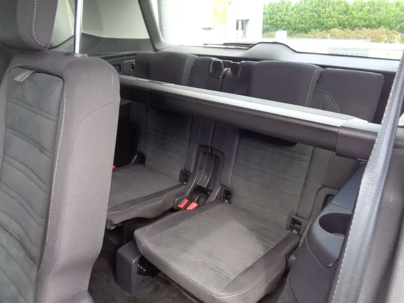 Volkswagen Touran usata a Treviso (11)