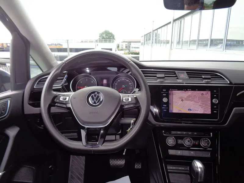 Volkswagen Touran usata a Treviso (14)