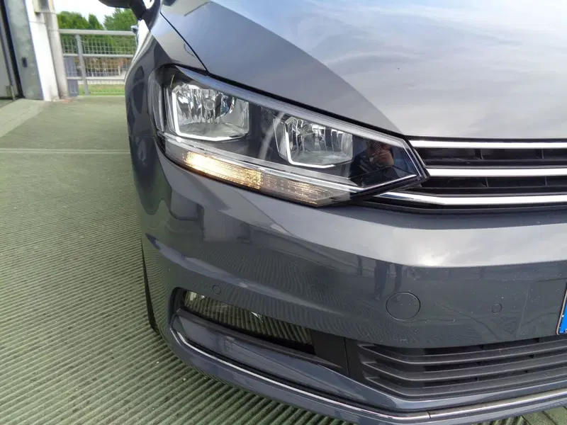Volkswagen Touran usata a Treviso (5)