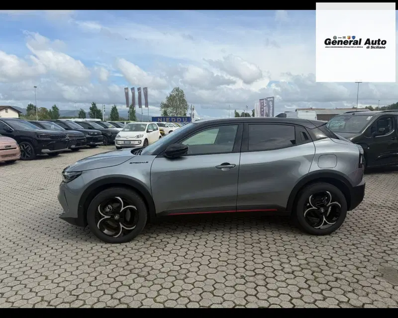 Alfa Romeo Junior usata a Lucca (5)