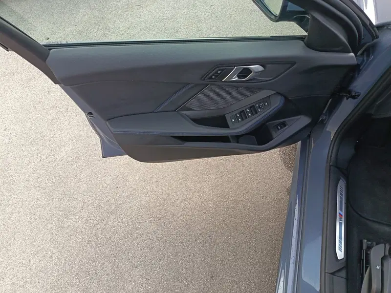 BMW Serie 1 usata a Caserta (18)