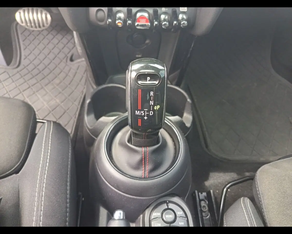 MINI Mini usata a Caserta (18)