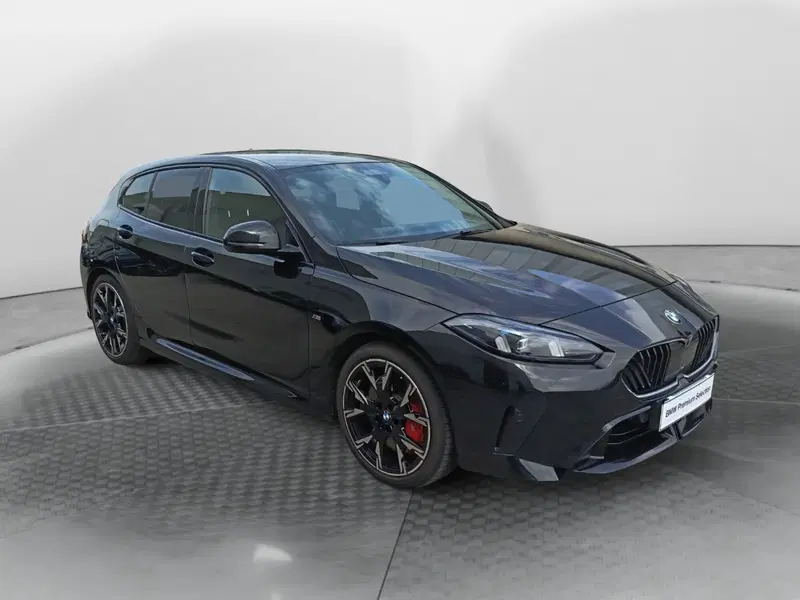 BMW Serie 1 usata a Caserta (11)