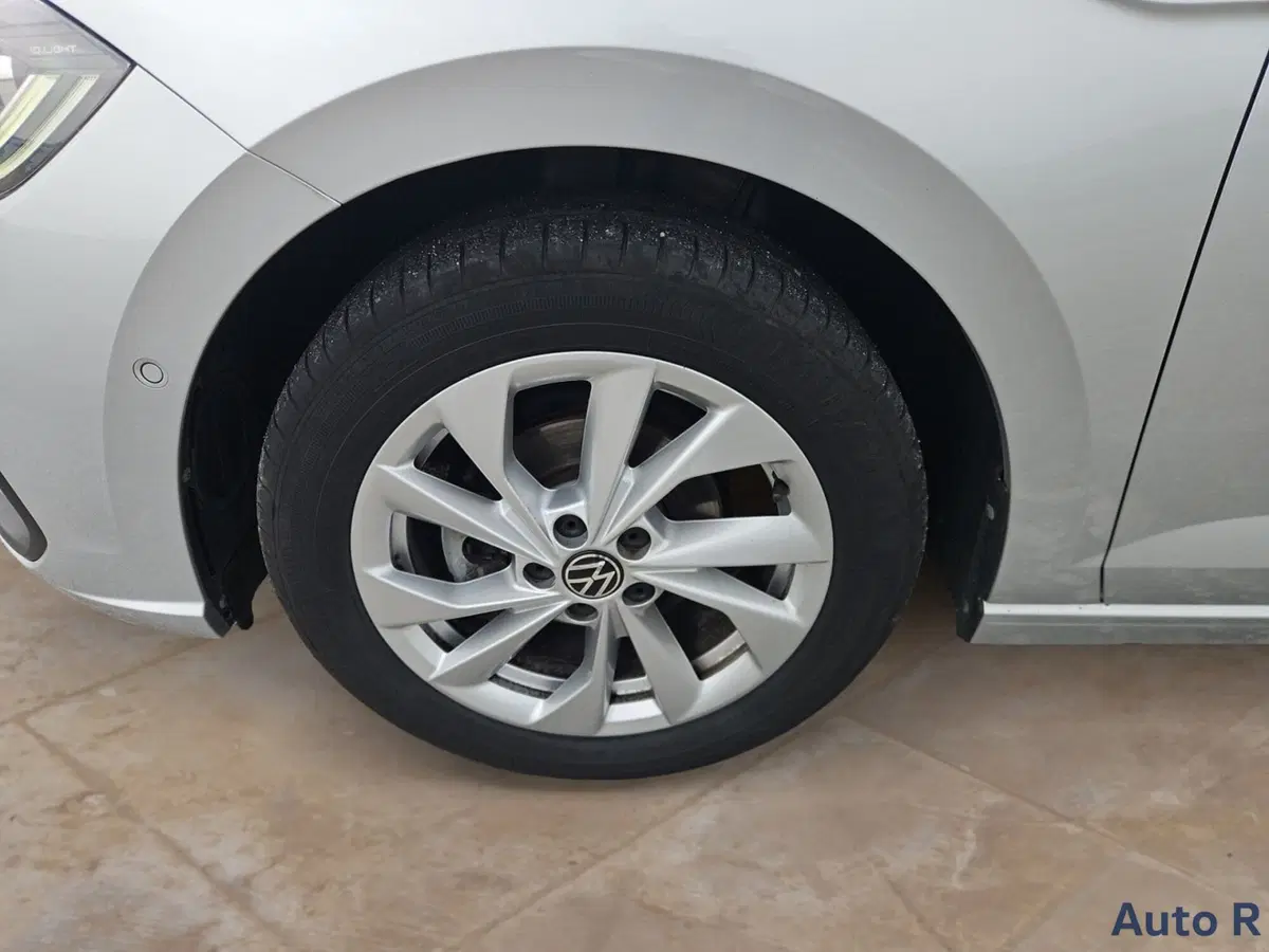 Volkswagen Polo usata a Potenza (17)