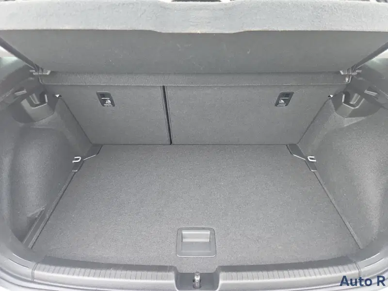 Volkswagen Polo usata a Potenza (8)