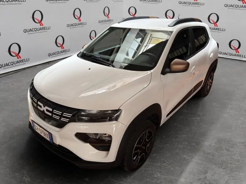 Dacia Spring usata a Milano