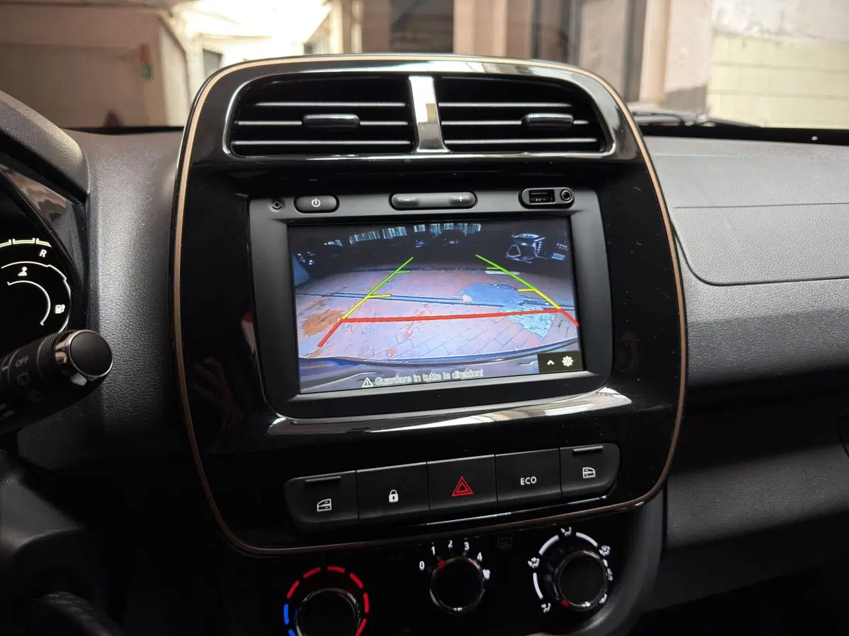 Dacia Spring usata a Milano (11)