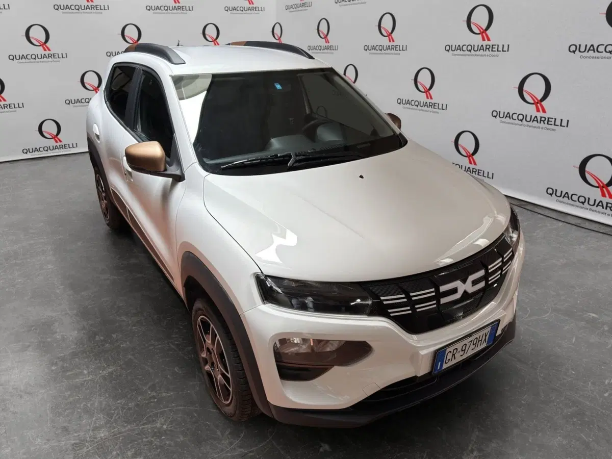 Dacia Spring usata a Milano (2)