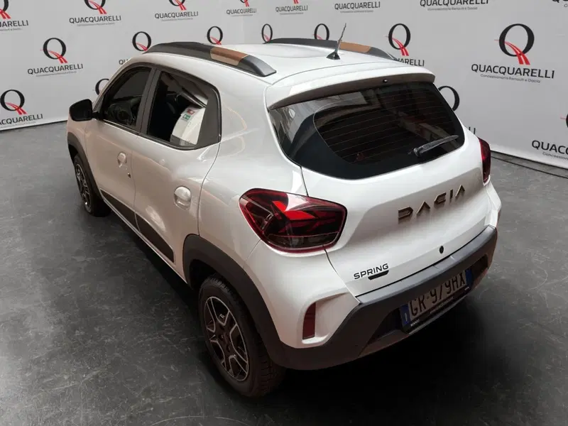 Dacia Spring usata a Milano (6)