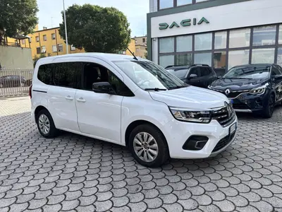 Renault Kangoo 1.3 TCe 130CV Edition One Plus del 2022 usata a Firenze
