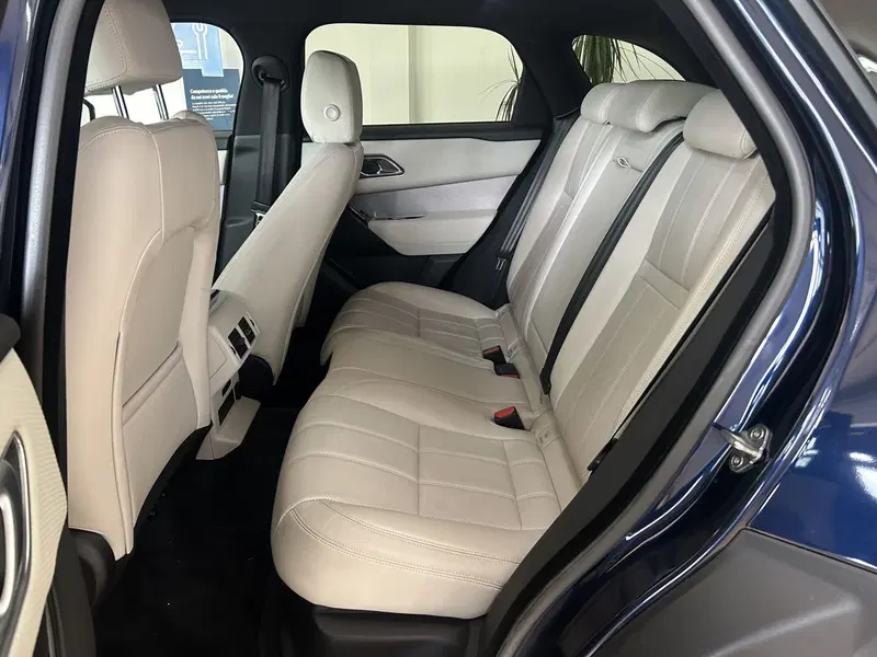 Land Rover Range Rover Velar usata a Bari (14)