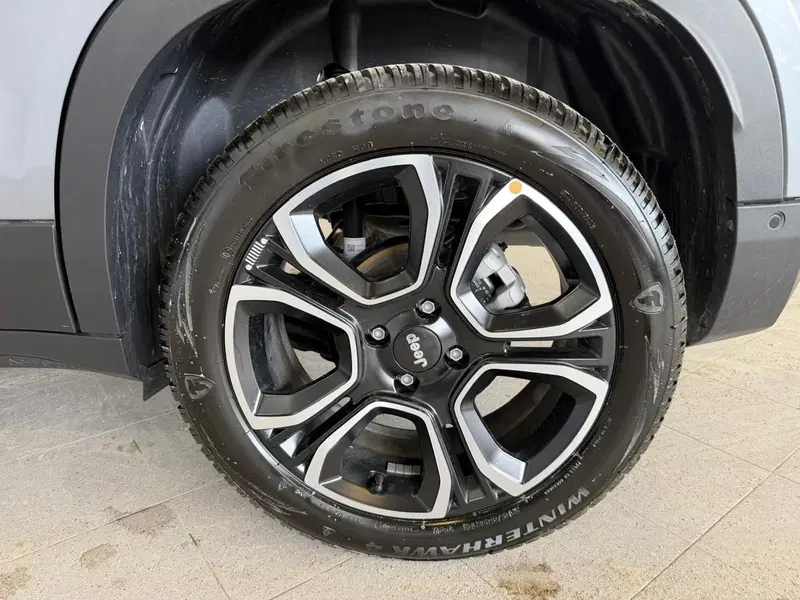 Jeep Avenger usata a Monza e Brianza (19)