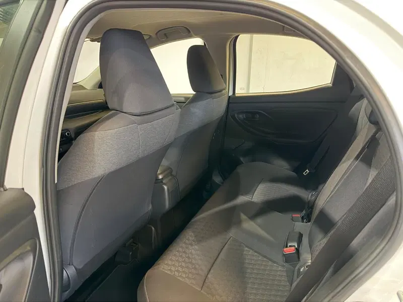 Toyota Yaris usata a Monza e Brianza (13)