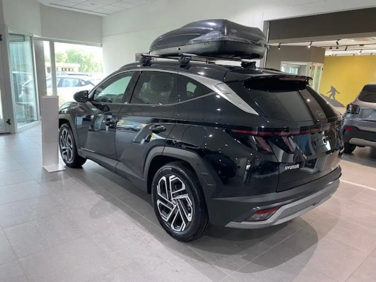 Hyundai Tucson nuova a Benevento (7)