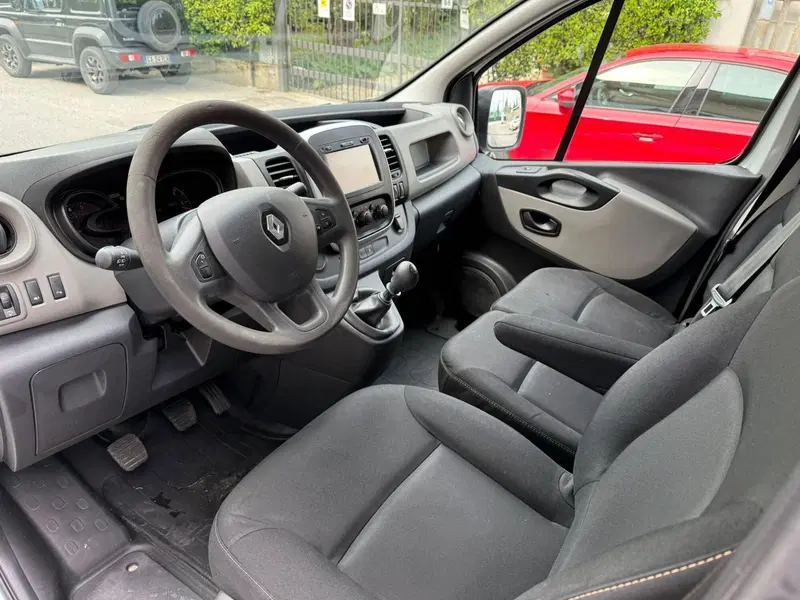 Renault Trafic Furgone usata a Brescia (8)