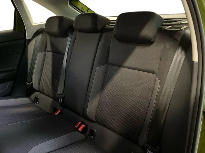 Volkswagen Taigo usata a Prato (12)