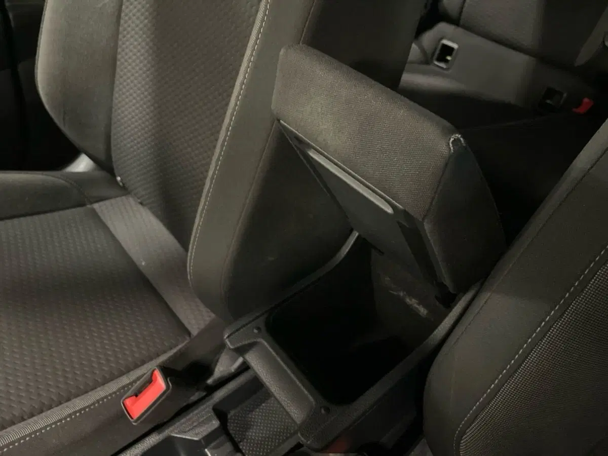 Volkswagen Taigo usata a Prato (16)