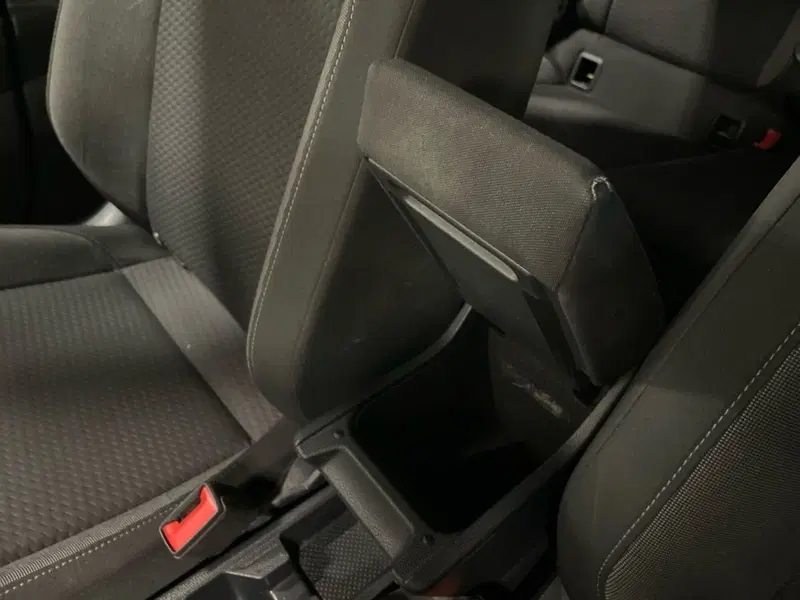 Volkswagen Taigo usata a Prato (16)