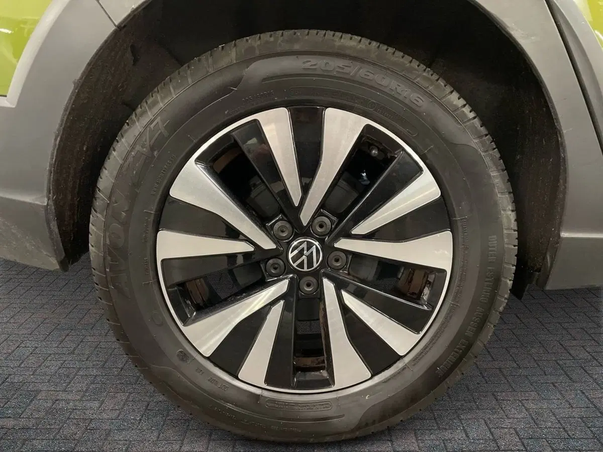 Volkswagen Taigo usata a Prato (6)