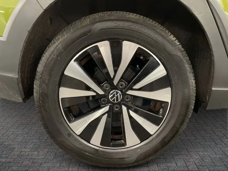 Volkswagen Taigo usata a Prato (6)