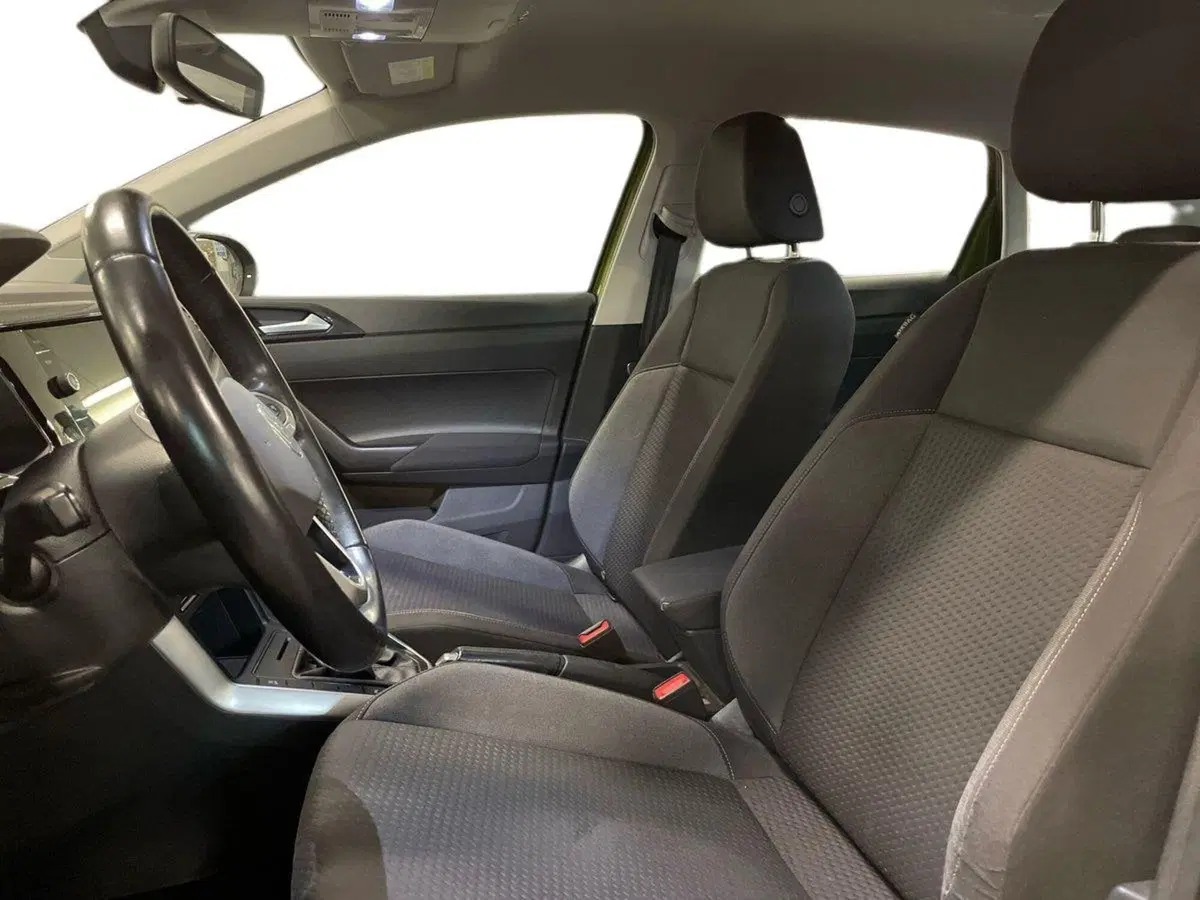 Volkswagen Taigo usata a Prato (9)