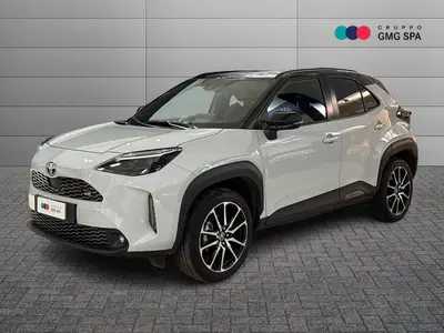 Toyota Yaris Cross 1.5h GR Sport Black Sky fwd 116cv e-cvt del 2023 usata a Firenze